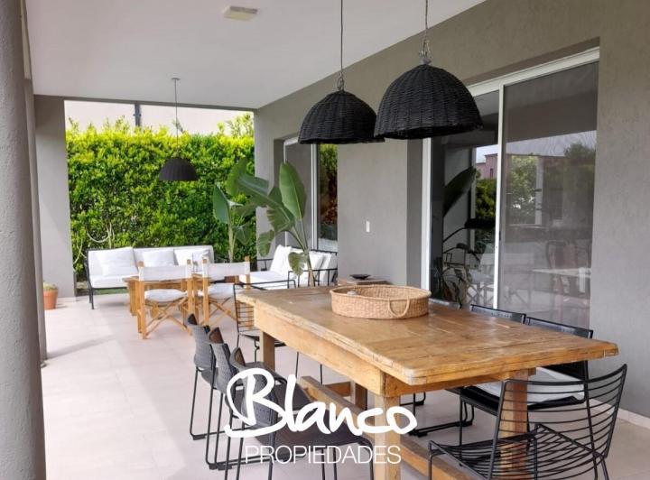 Casa  en Alquiler en La Comarca - Tigre - Anual sin Muebles 5