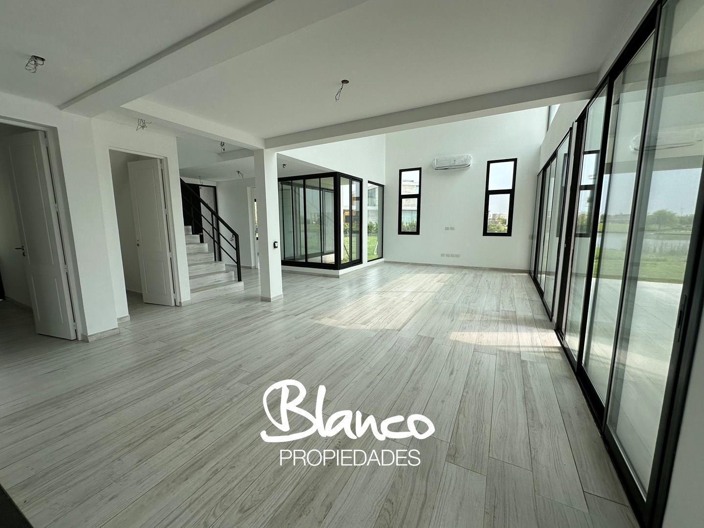 Foto de Casa en Venta en Puertos, Escobar, G.B.A. Zona Norte, imagen 2