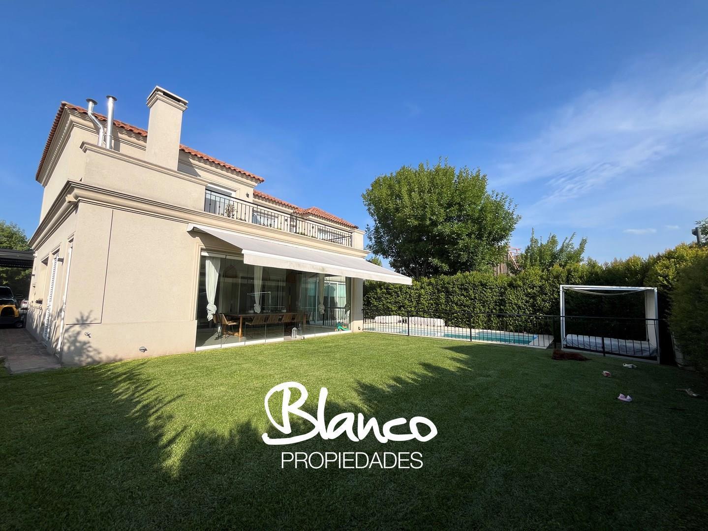 Foto de Casa en Venta en Ayres Plaza, Pilar, G.B.A. Zona Norte, imagen 2
