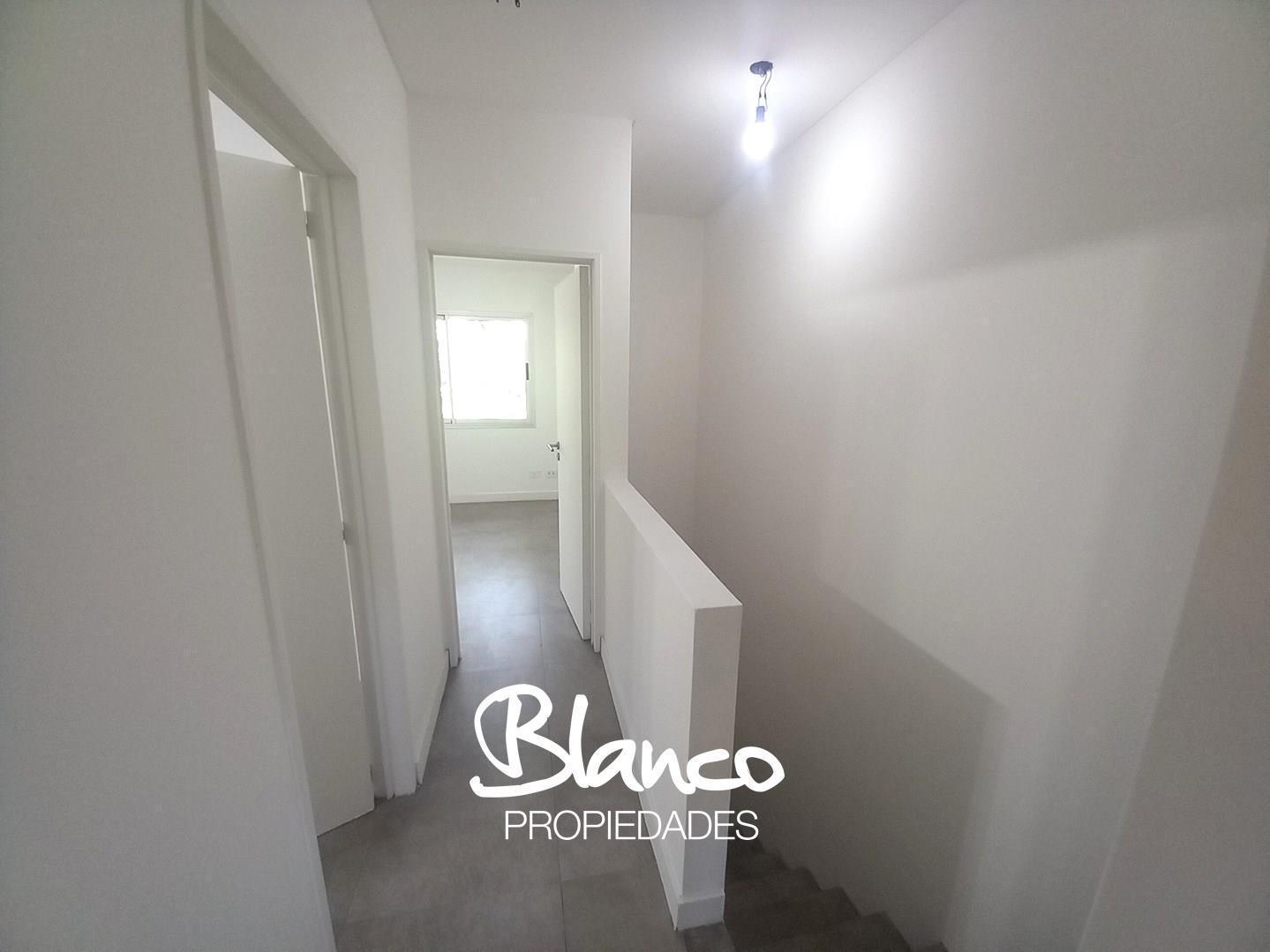 Foto de Departamento Dúplex de 3 Ambientes en Venta en Bosque Alto, Pilar, imagen 5