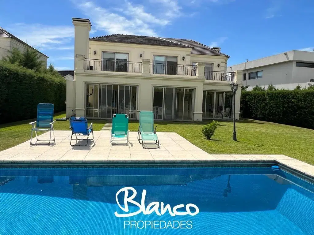 Casa en Venta en el Barrio La Lomada, Pilar, G.B.A. Zona Norte 4
