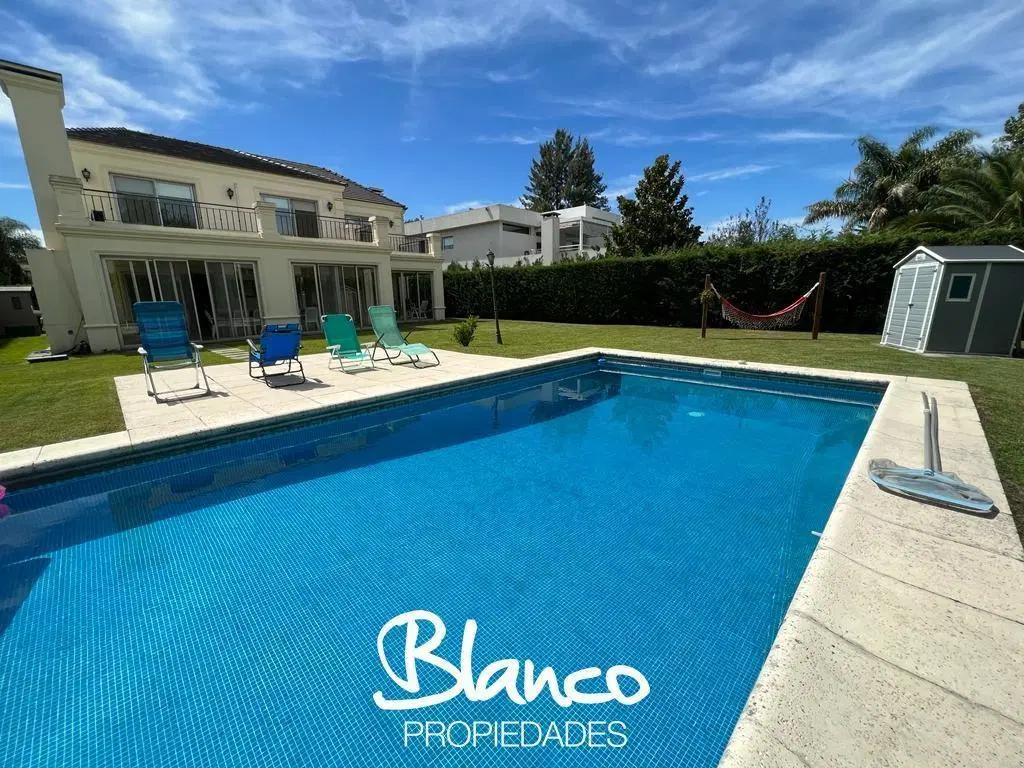 Casa en Venta en el Barrio La Lomada, Pilar, G.B.A. Zona Norte 2