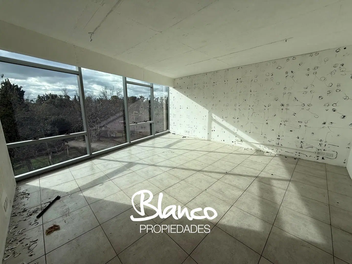 Oficina en Venta en Meridiano Pilar, G.B.A. Zona Norte, Argentina 2