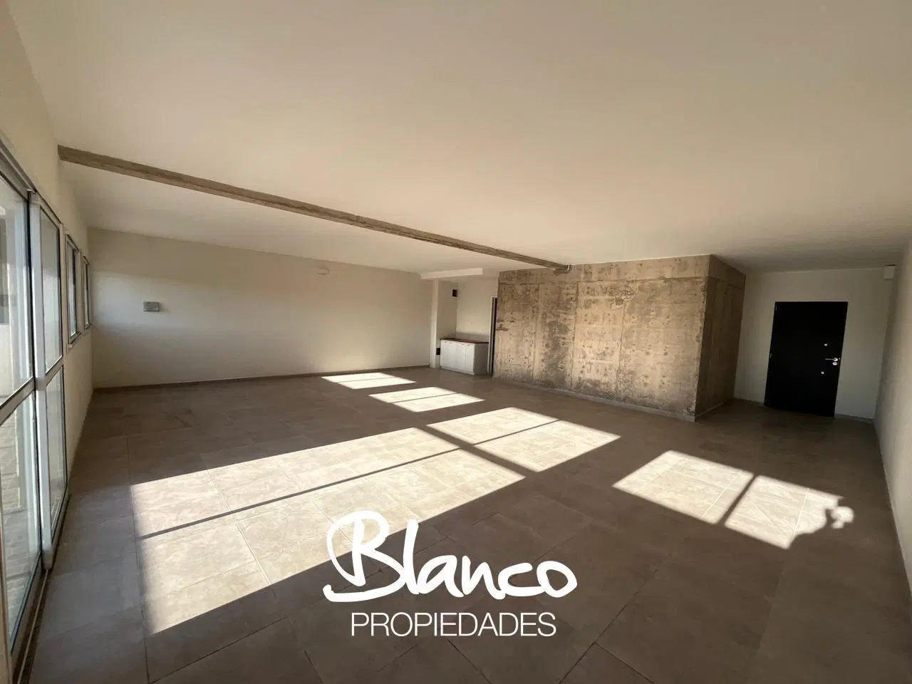 Oficina en Venta en Pilar, G.B.A. Zona Norte, Argentina 2
