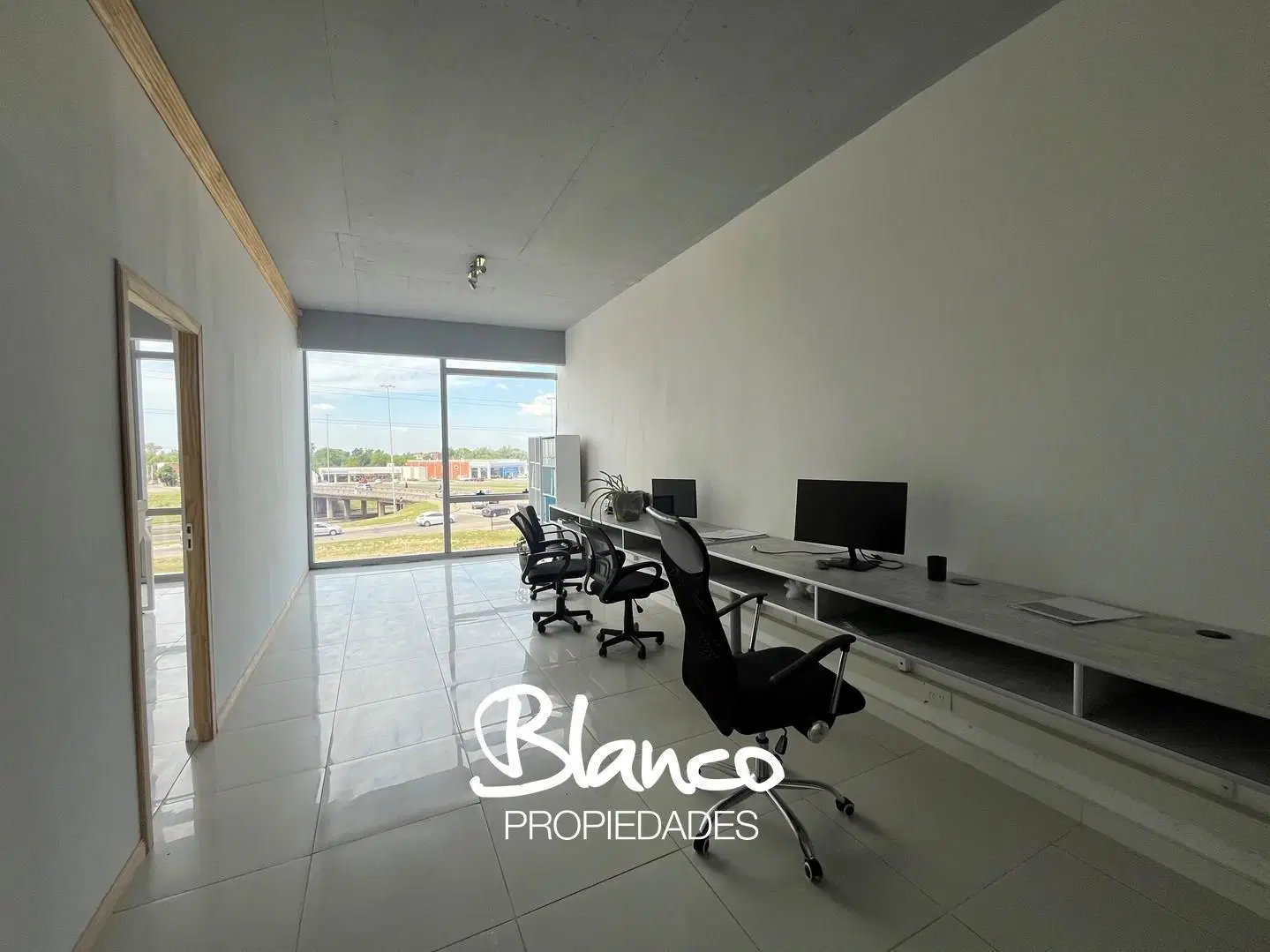 Oficina en Venta en Meridiano Pilar, G.B.A. Zona Norte, Argentina 5