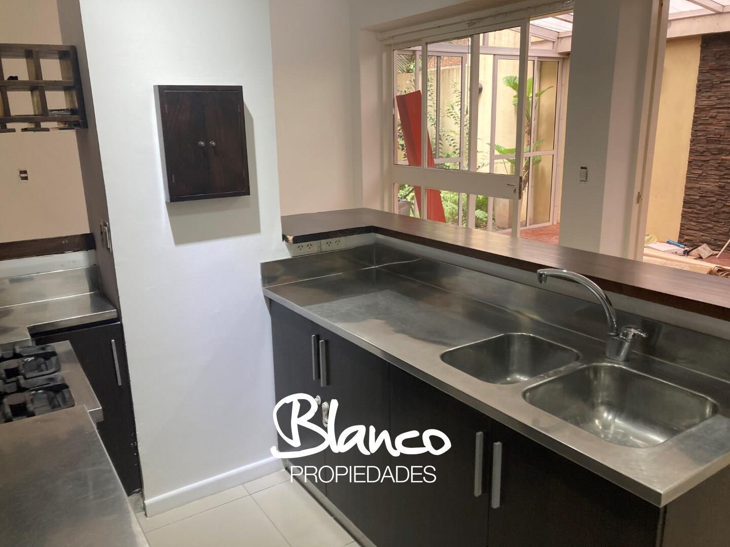 Foto de Departamento en Venta en Acassuso, San Isidro, G.B.A. Zona Norte, imagen 2