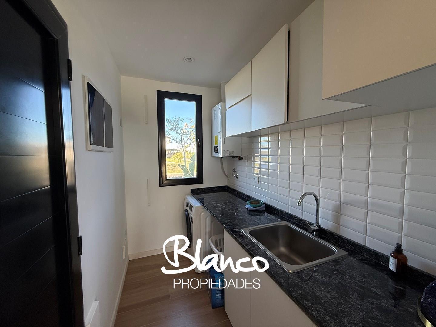 Foto de Casa en Alquiler en Puertos del Lago, Barrio Acacias, Escobar, G.B.A. Zona Norte, imagen 1