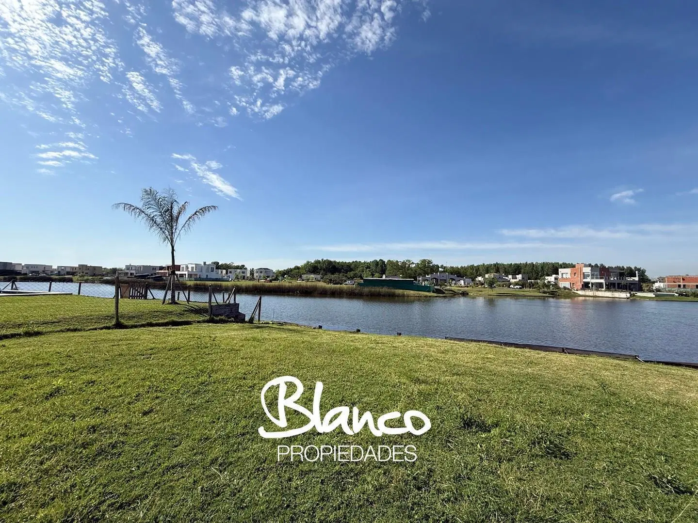 Lote a la Laguna en Venta en Santa Ana, Villanueva, Tigre 3