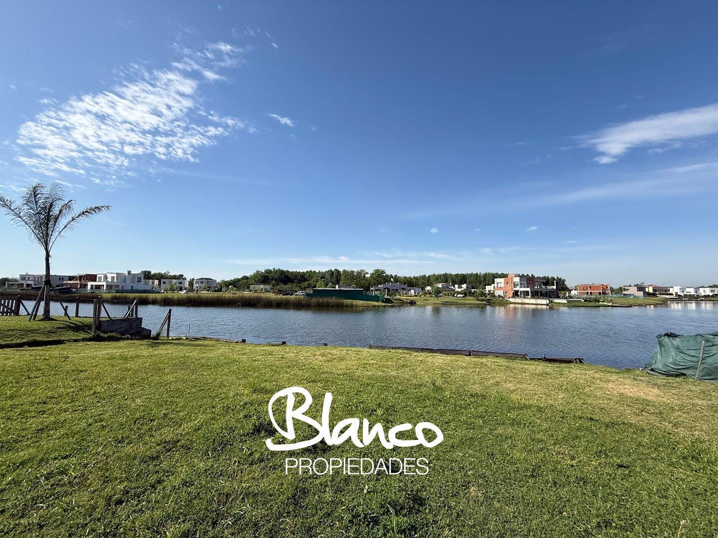 Lote a la Laguna en Venta en Santa Ana, Villanueva, Tigre