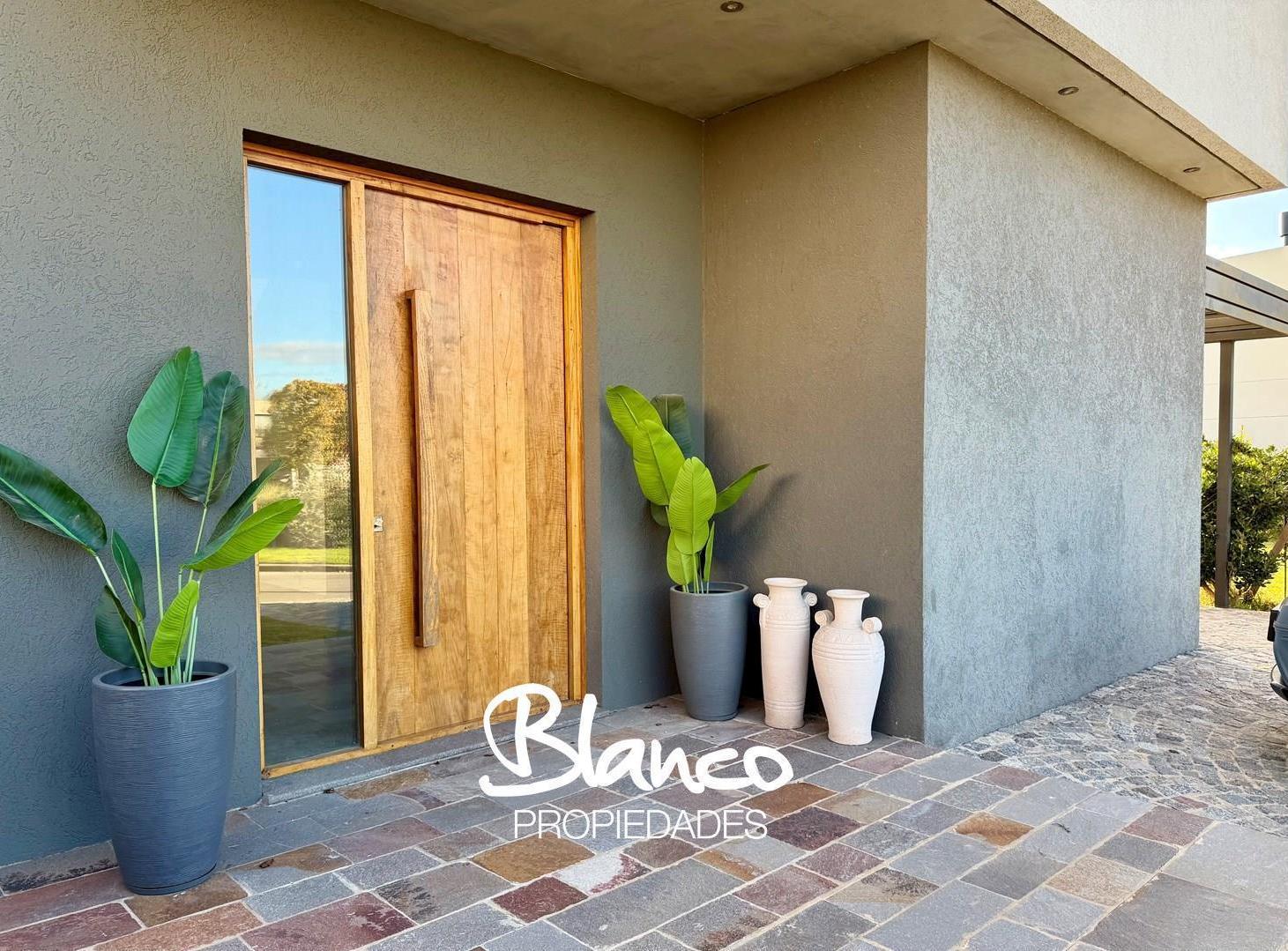 Casa en Venta en Ayres Plaza, Pilar, G.B.A. Zona Norte