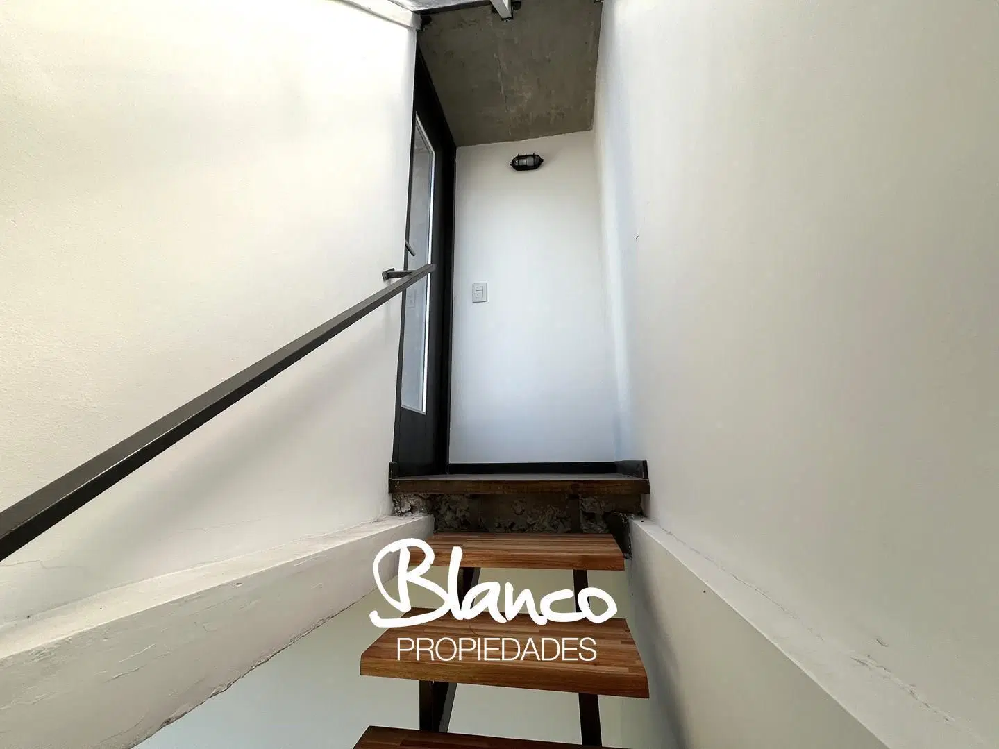 Departamento Monoambiente  en Alquiler en Montecarlo, Del Viso, Pilar 4