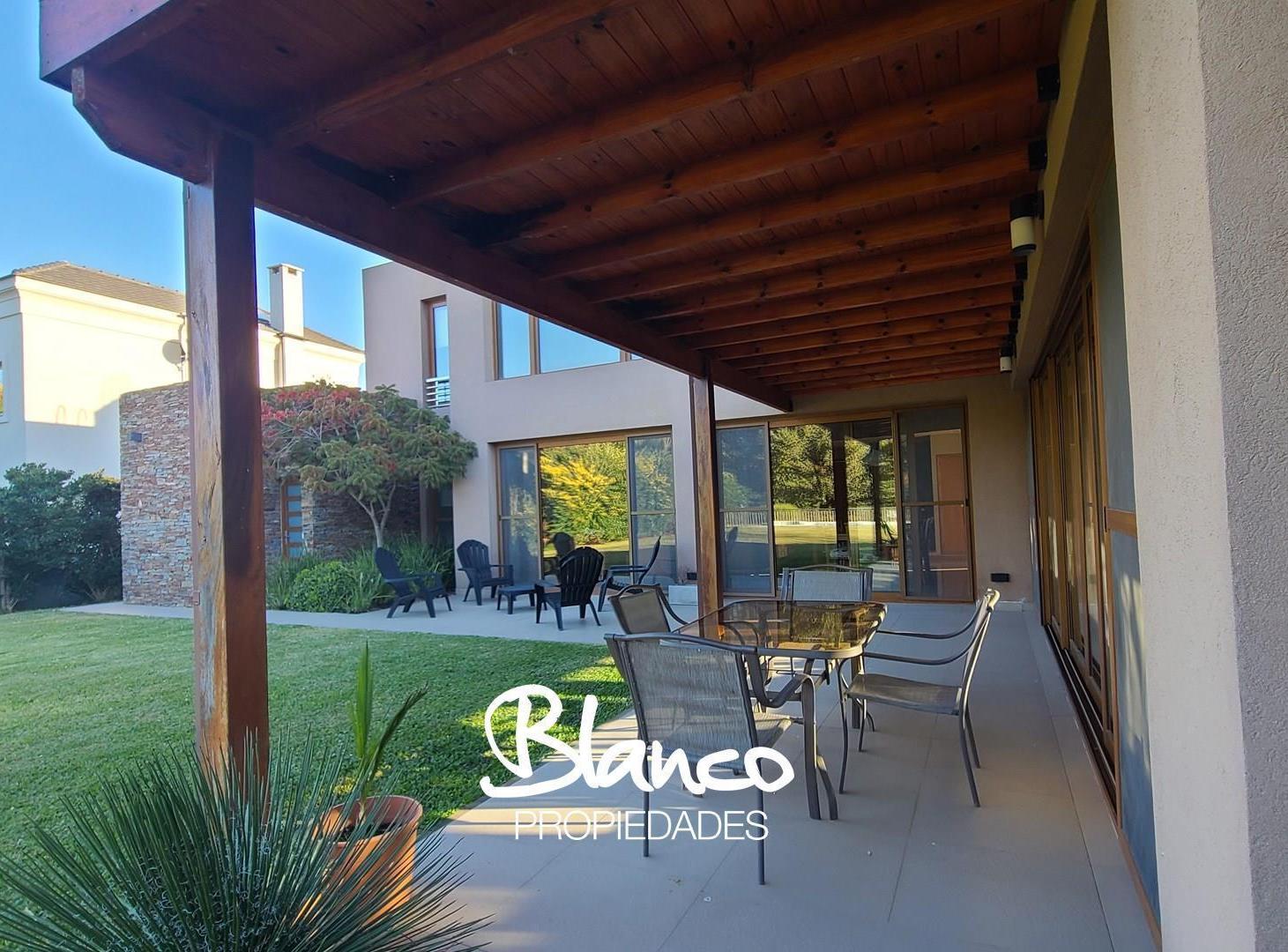 Foto de Casa en Venta en Estancias del Pilar, Barrio La Paz, Pilar, G.B.A. Zona, imagen 4