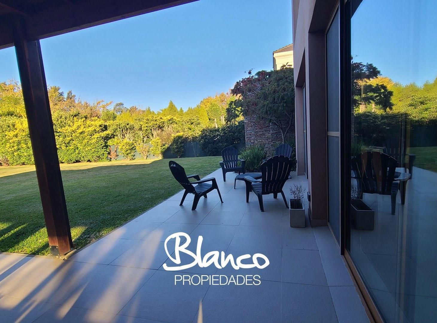 Foto de Casa en Venta en Estancias del Pilar, Barrio La Paz, Pilar, G.B.A. Zona, imagen 2