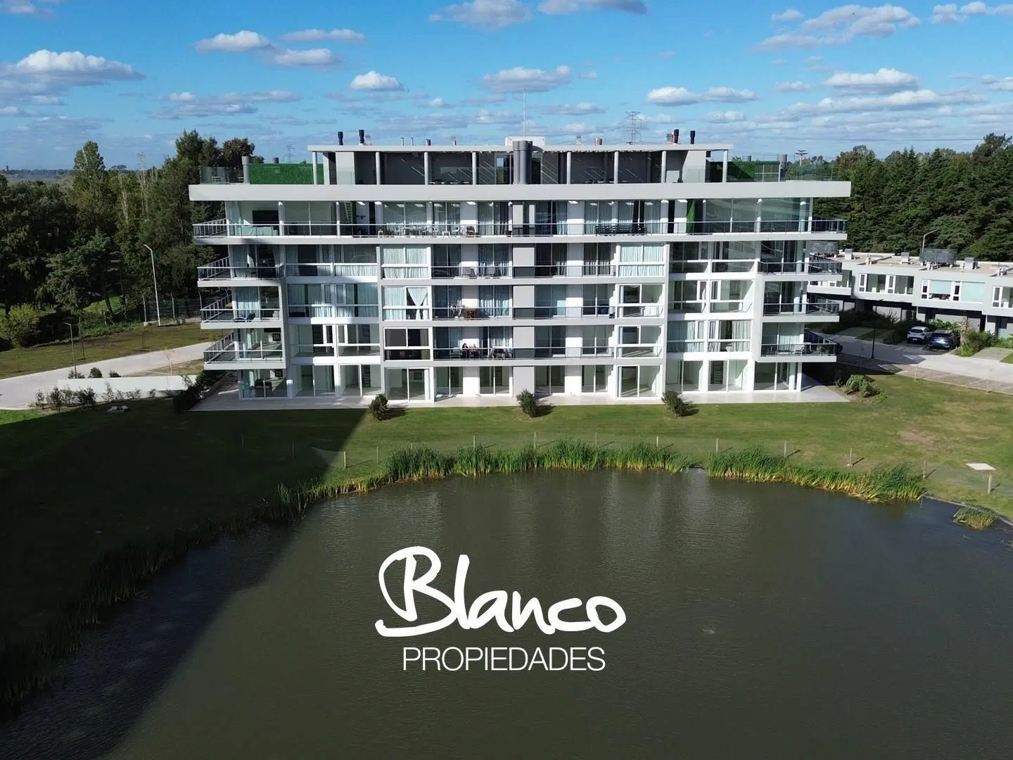 Departamento en Venta en Luciernagas Pilar, Pilar, G.B.A. Zona Norte 2
