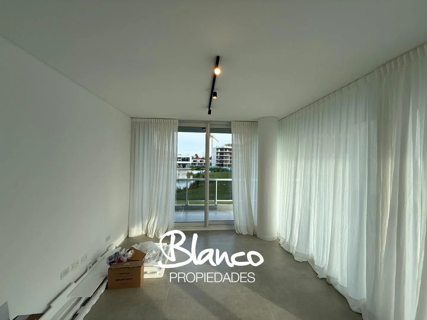 Departamento  en Venta en Luciernagas Pilar, Pilar, G.B.A. Zona Norte 4