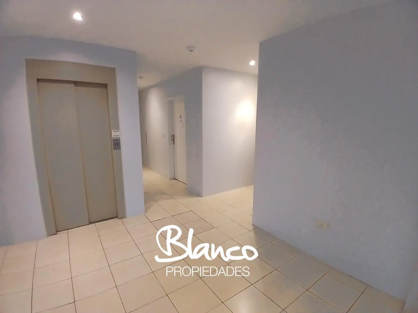 Oficina  en Venta en Las Recovas, Pilar, G.B.A. Zona Norte 5