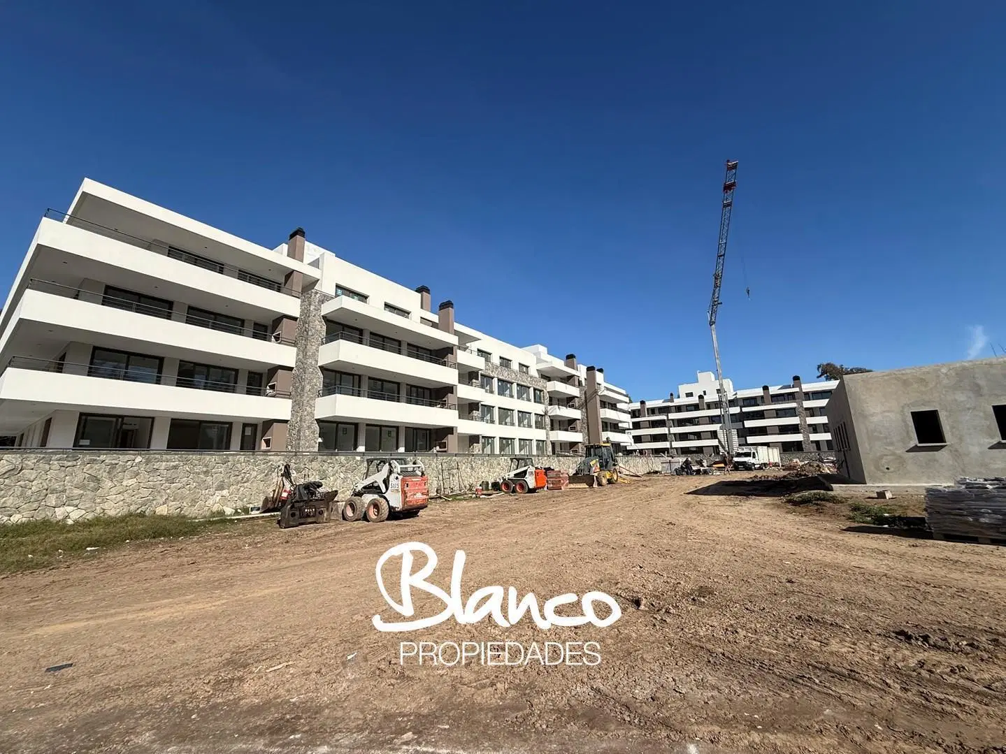 Departamento de 2 Ambientes en Venta en Le Bois, Pilar, G.B.A. Zona Norte 4