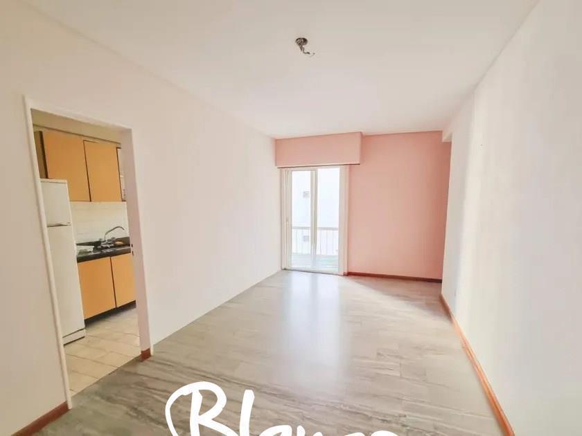 Foto de Departamento de 2 Ambientes en Venta en Villa Urquiza, Capital Federal, imagen 3