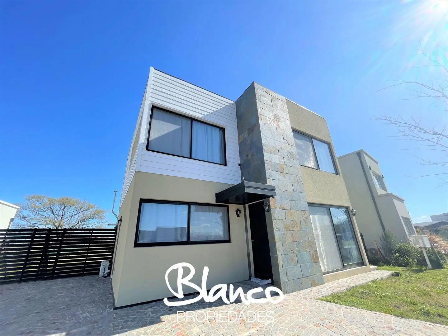 Casa en Alquiler en Santa Elena, Pilar del Este, Pilar 8