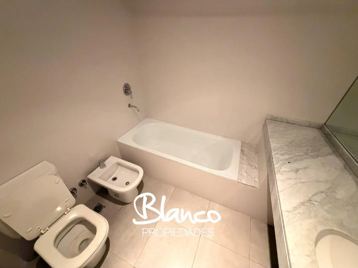 Oficina  en Alquiler en Vohe, Pilar, G.B.A. Zona Norte 3