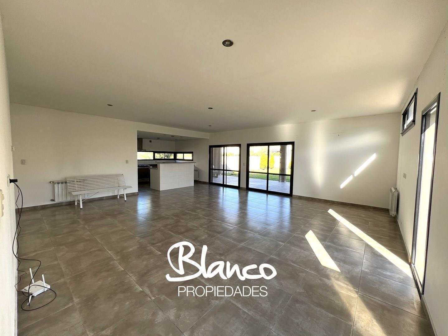 Foto de Casa en Alquiler en Pilar del Este, Barrio Santa Elena, Pilar, G.B.A, imagen 3