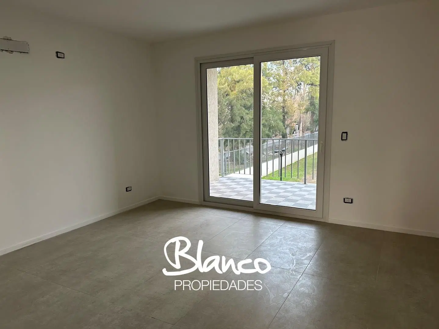 Departamento de 2 ambientes en Alquiler en Chic Village, La Lonja, Pilar 3