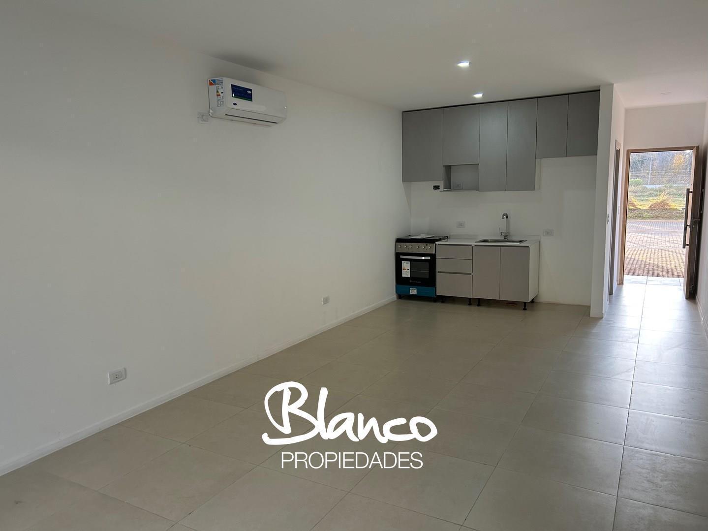 Foto de Departamento Monoambiente en Alquiler en Chic Village, La Lonja, Pilar, imagen 1