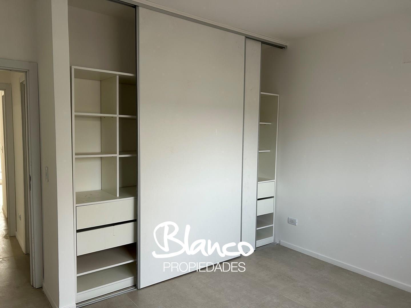 Foto de Departamento con Balcón en Alquiler en Chic Village, La Lonja, Pilar, imagen 5