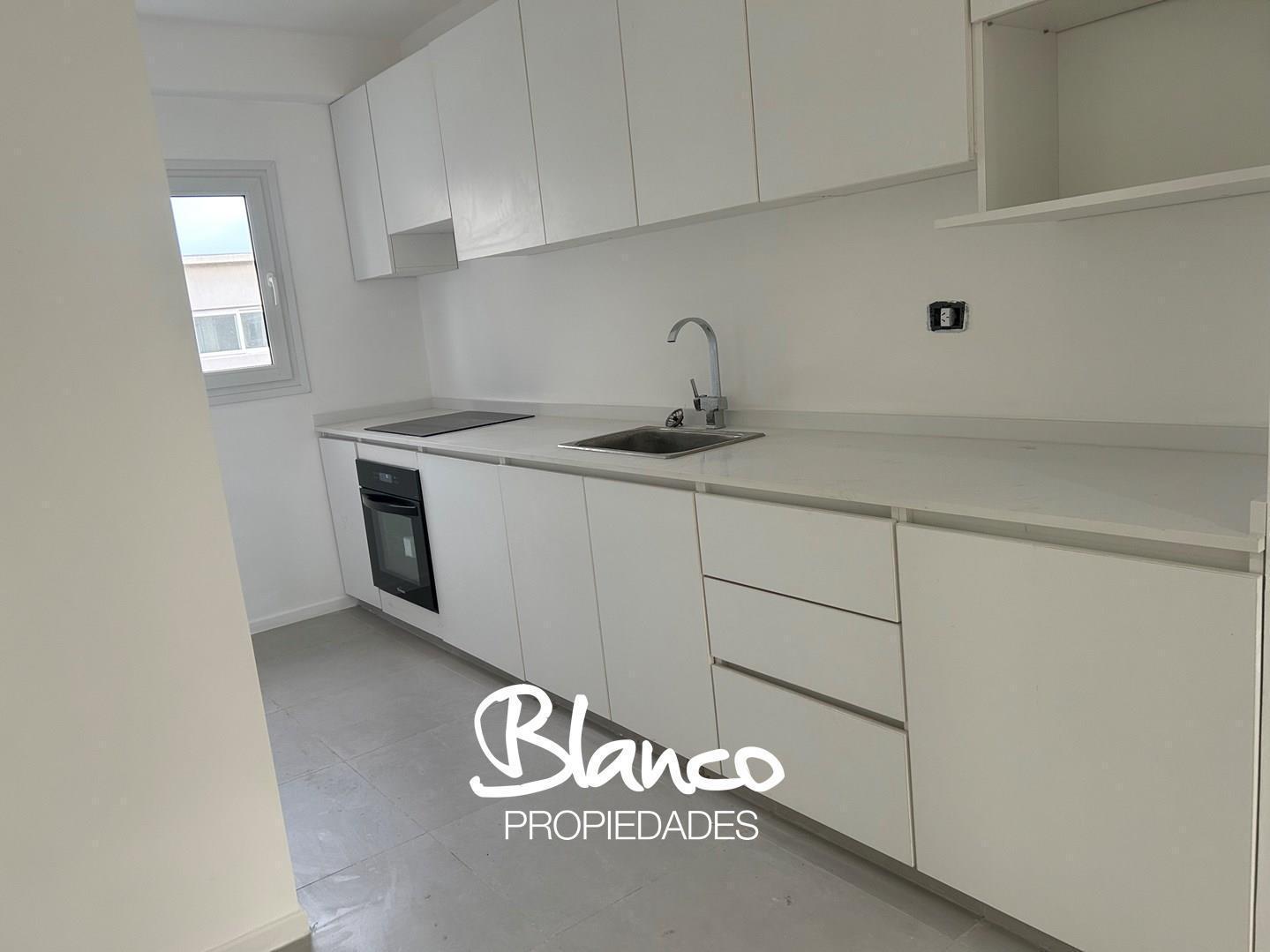 Foto de Departamento Dúplex en Alquiler en Chic Village, La Lonja, Pilar, imagen 2