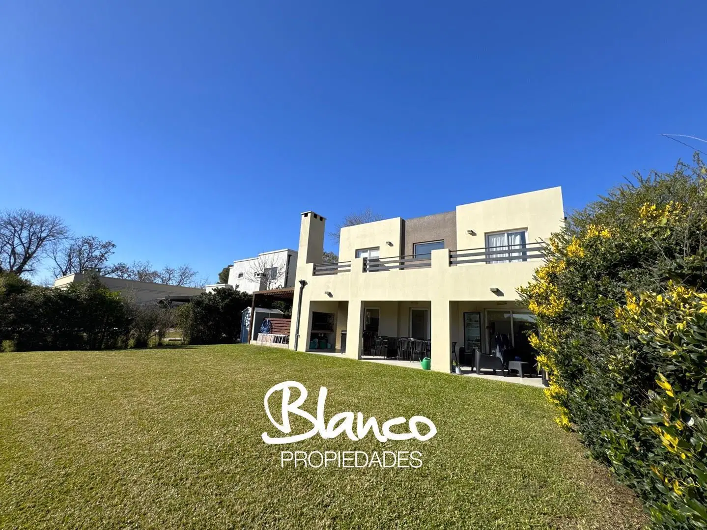 Casa en Venta en Pilar del Este, Barrio Santa Guadalupe, Pilar, G.B.A. Zona Norte 2