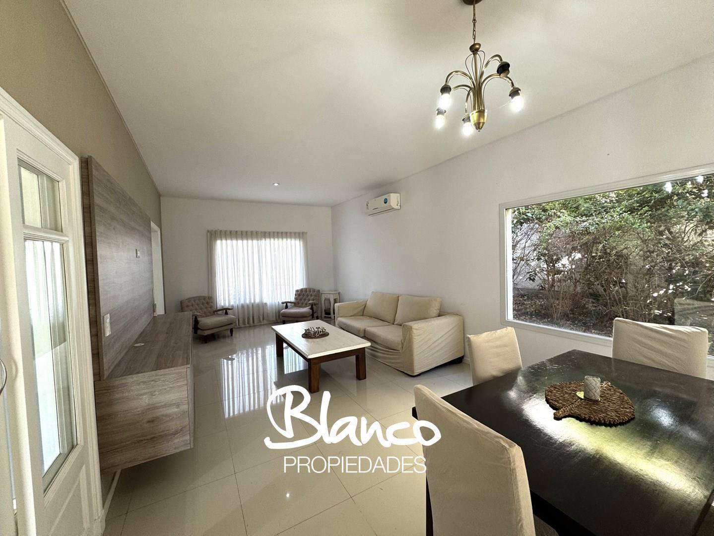 Foto de Casa en Venta en Pilar del Este, Barrio Santa Guadalupe, Pilar, G.B.A, imagen 3