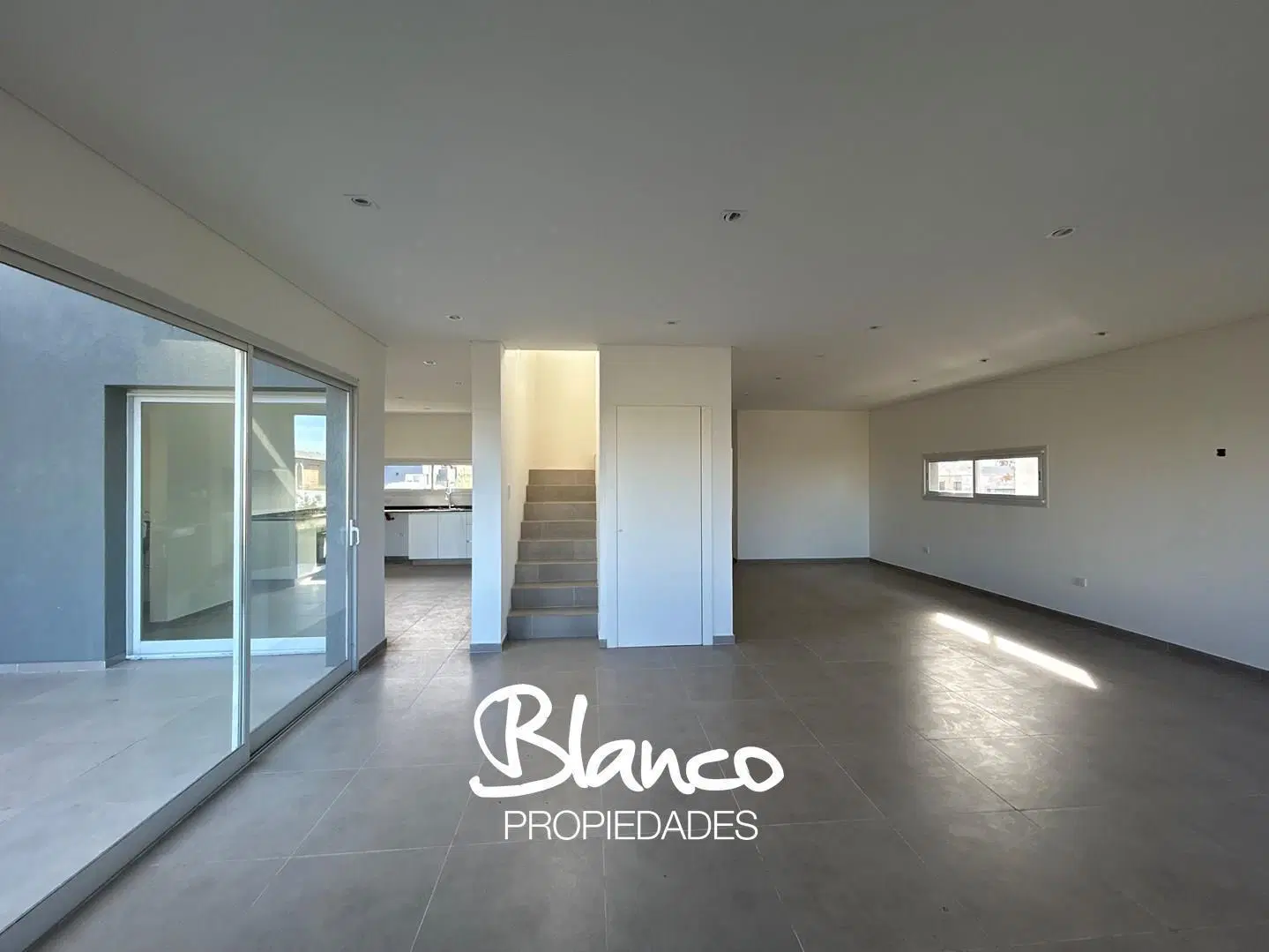 Casa  en Venta en Pilar del Este, Pilar, G.B.A. Zona Norte 8