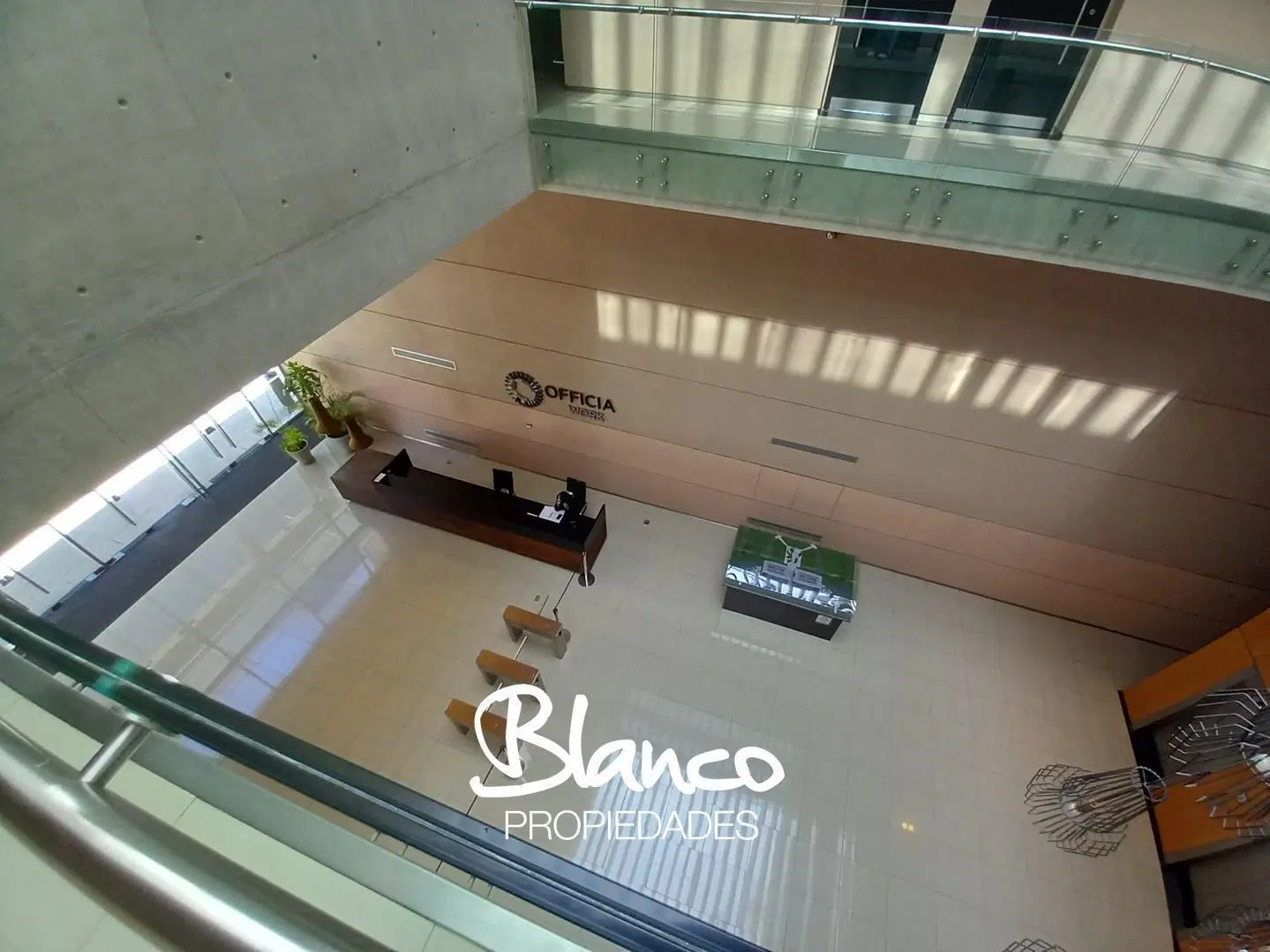 Oficina en Alquiler en Officia Pilar Caamaño, La Lonja, Pilar 2