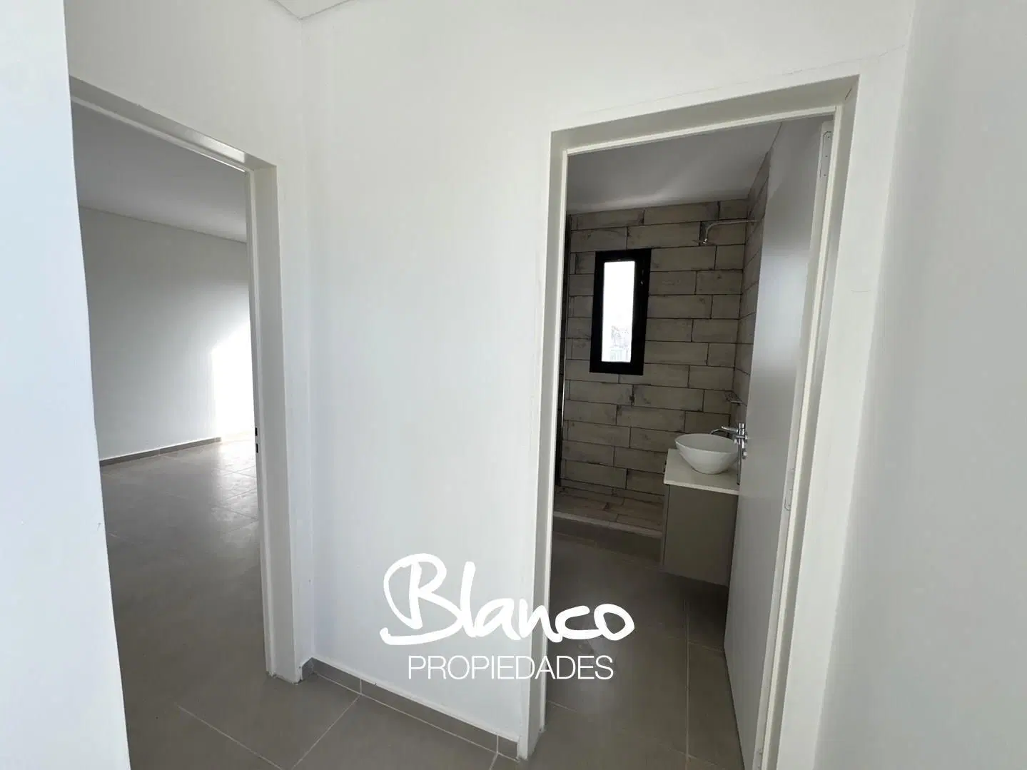 Casa en Venta en Pilar del Este, Barrio Santa Lucía, Pilar, G.B.A. Zona Norte 8