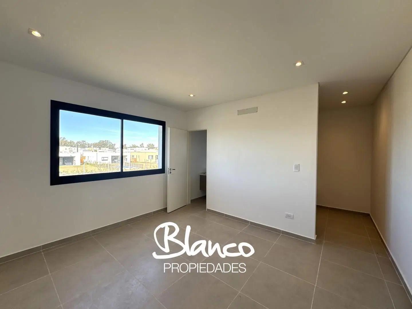 Casa en Venta en Pilar del Este, Barrio Santa Lucía, Pilar, G.B.A. Zona Norte 4