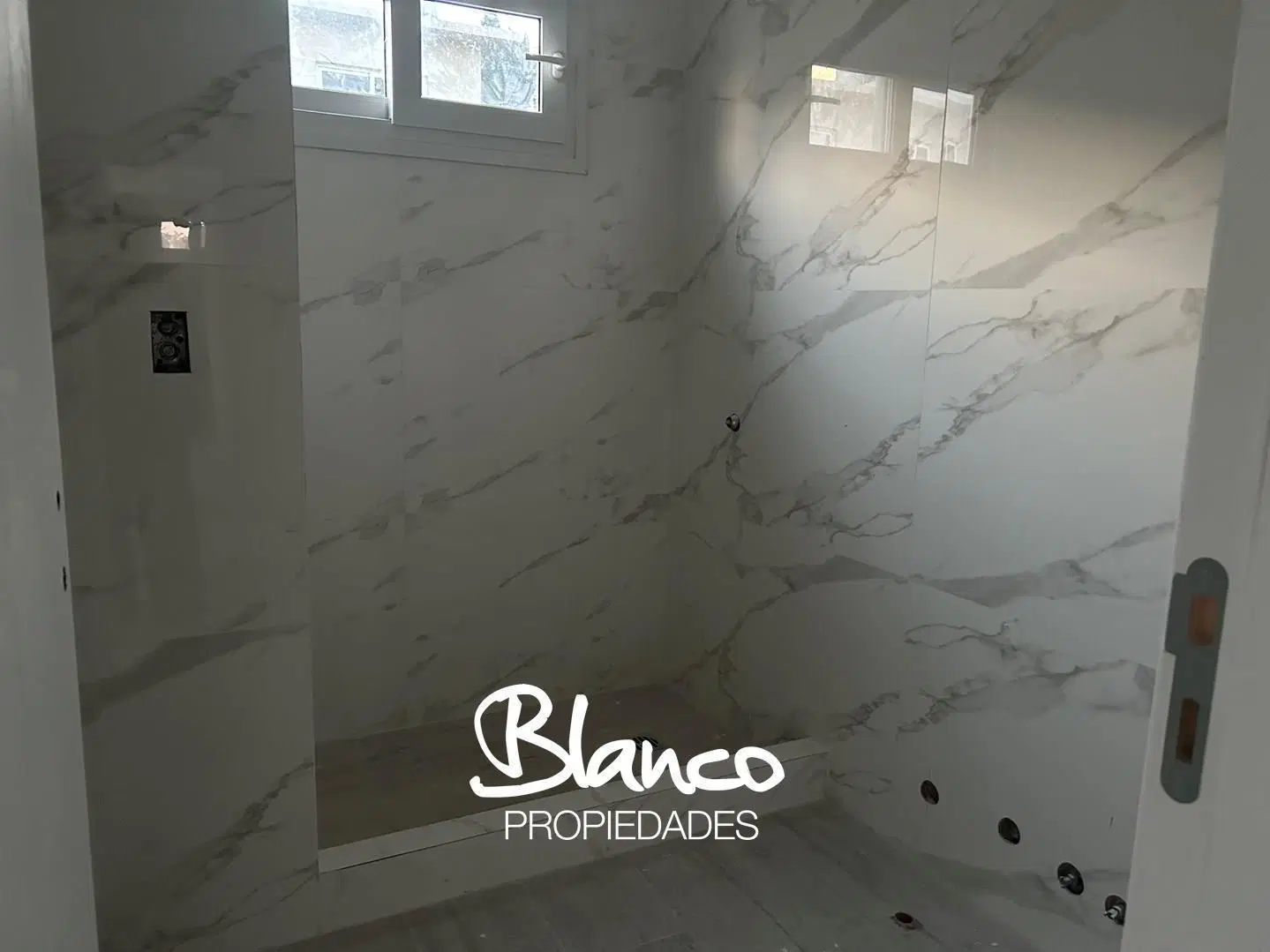Departamento Dúplex en Alquiler en Chic Village, La Lonja, Pilar 5