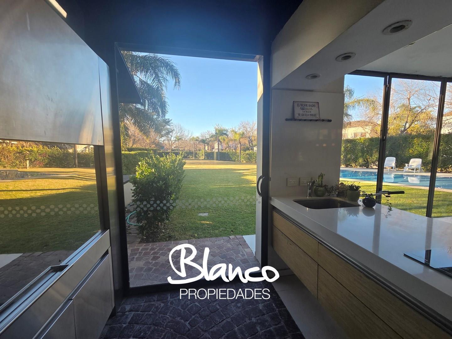 Foto de Casa en Alquiler en Septiembre, Escobar, G.B.A. Zona Norte, imagen 1