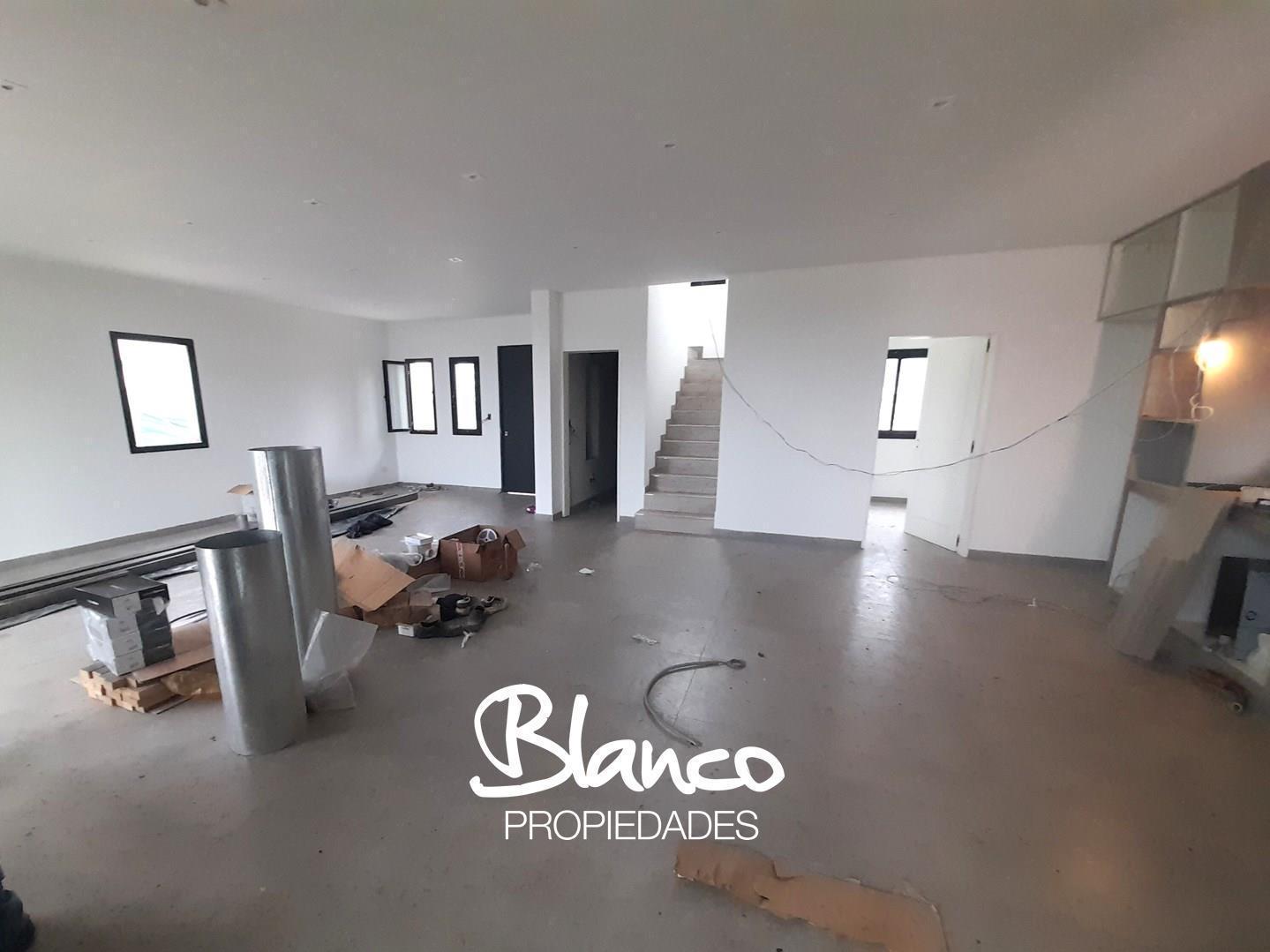 Foto de Casa en Venta en el Barrio Cerrado Santo Tomas, Pilar, G.B.A. Zona Norte, imagen 3