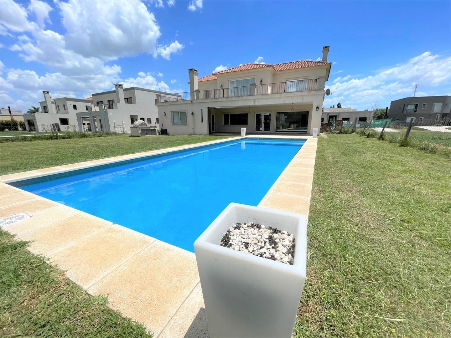 Foto de Casa en Alquiler en Haras Santa Maria, Escobar, G.B.A. Zona Norte, imagen 2