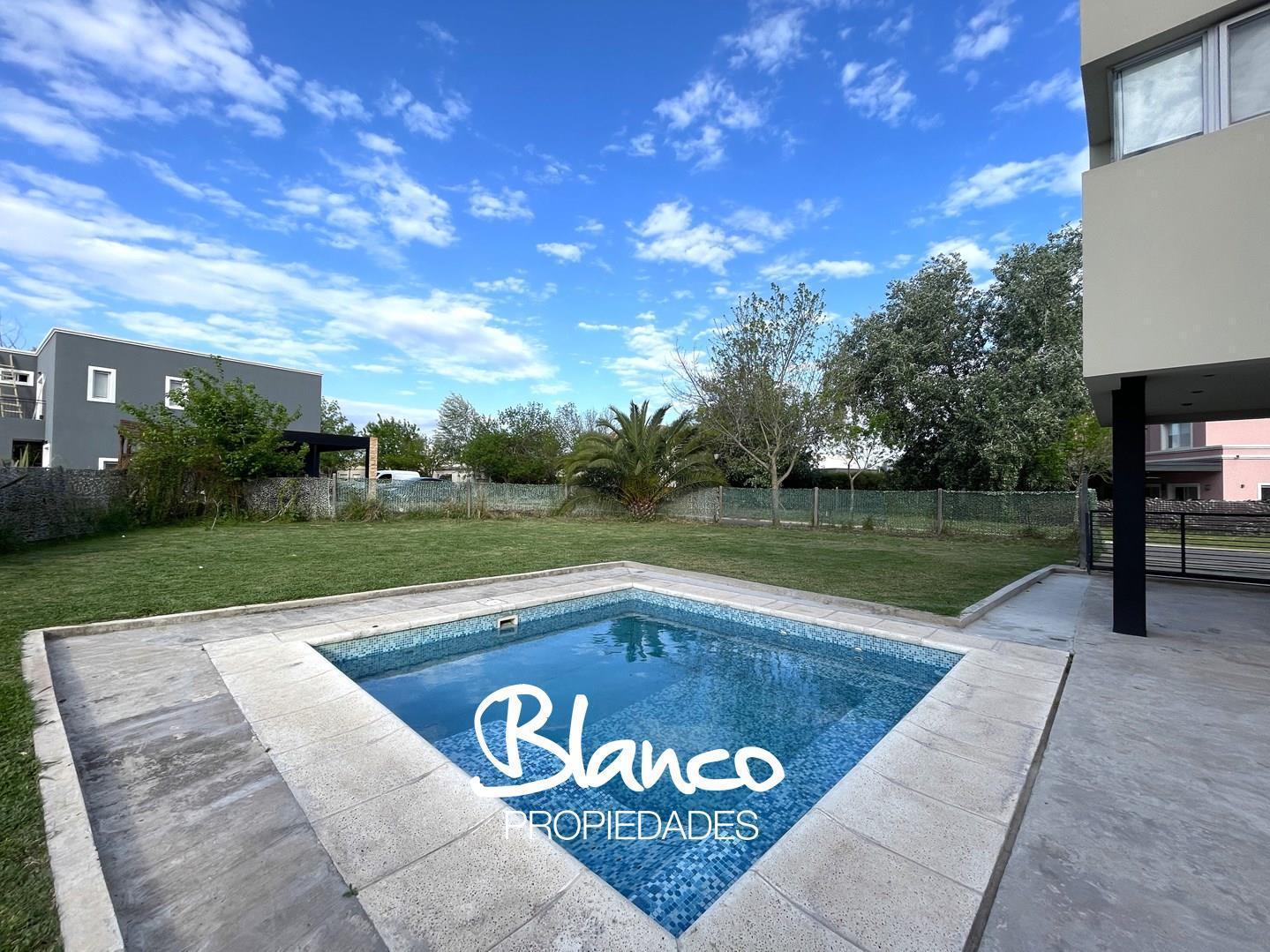Foto de Casa en Venta en Haras Santa Maria, Escobar, G.B.A. Zona Norte, imagen 1