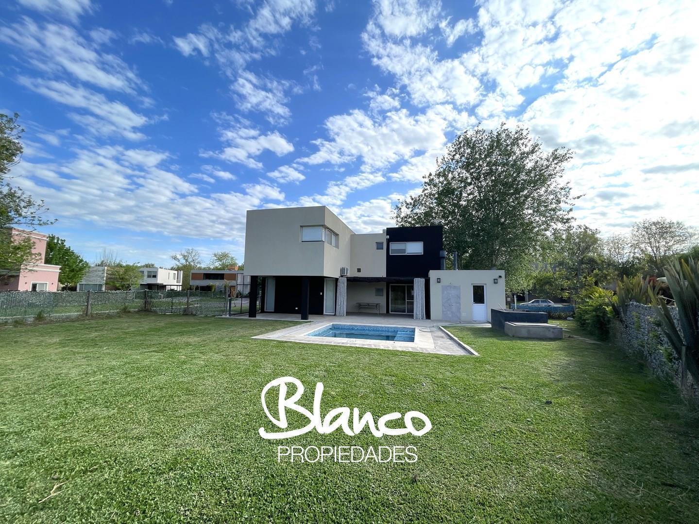 Foto de Casa en Venta en Haras Santa Maria, Escobar, G.B.A. Zona Norte, imagen 2