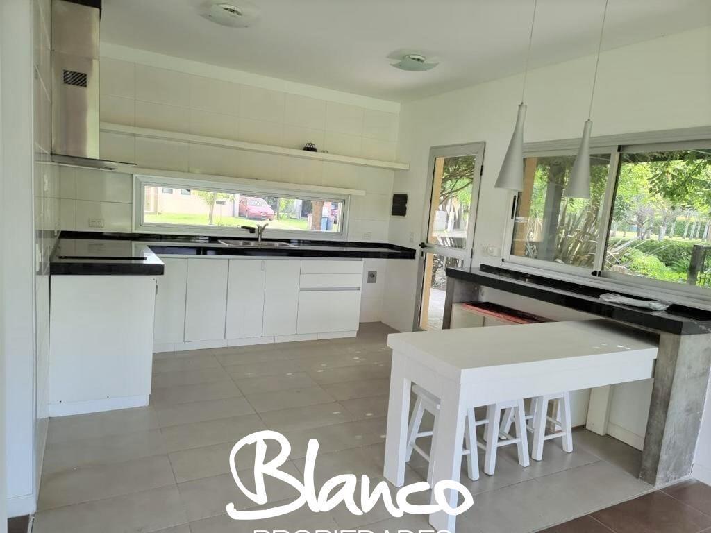 Foto de Casa en Venta en Los Jazmines, Pilar del Este, Pilar, G.B.A. Zona Norte, imagen 3