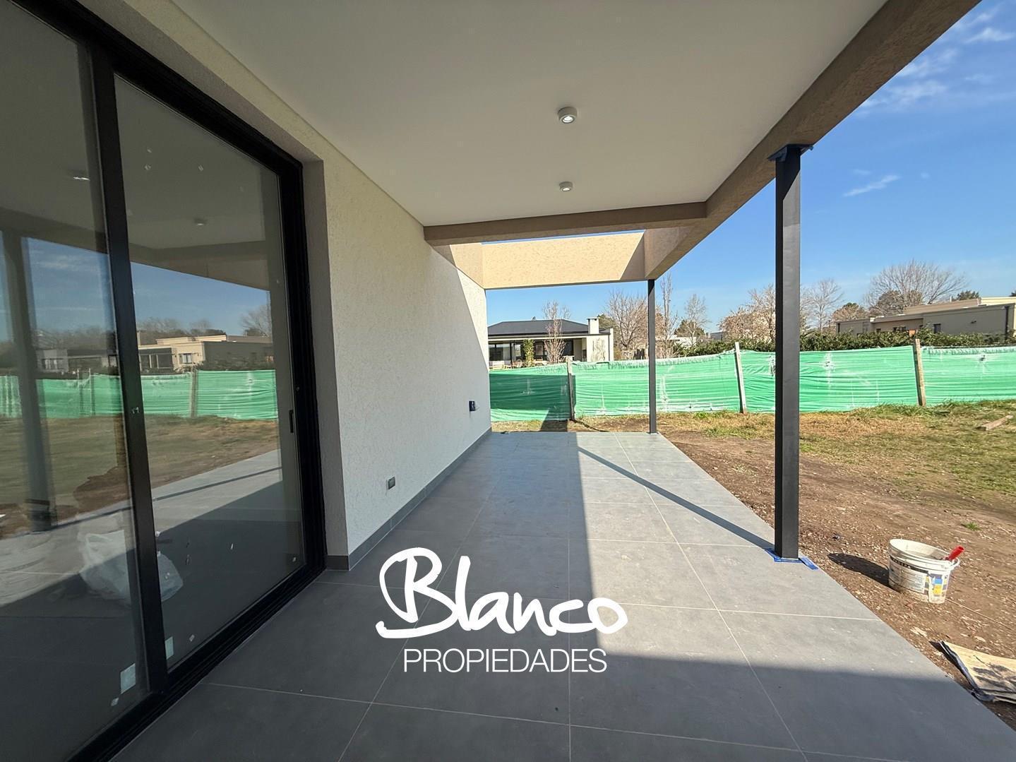 Foto de Casa en Venta en Los Alcanfores, Pilar, G.B.A. Zona Norte, imagen 2