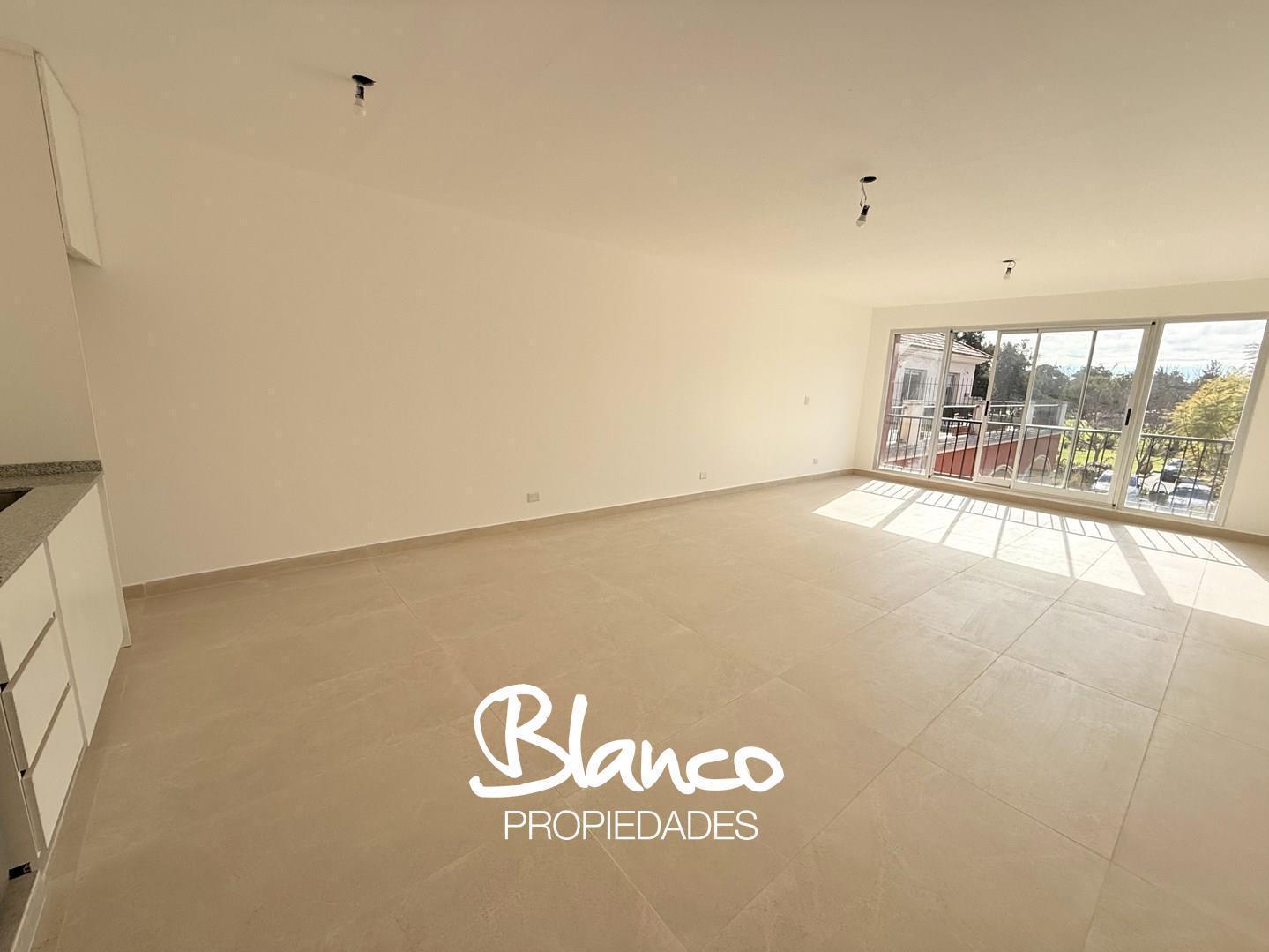 Departamento  en Alquiler en Pueblo Caamaño, Pilar, G.B.A. Zona Norte