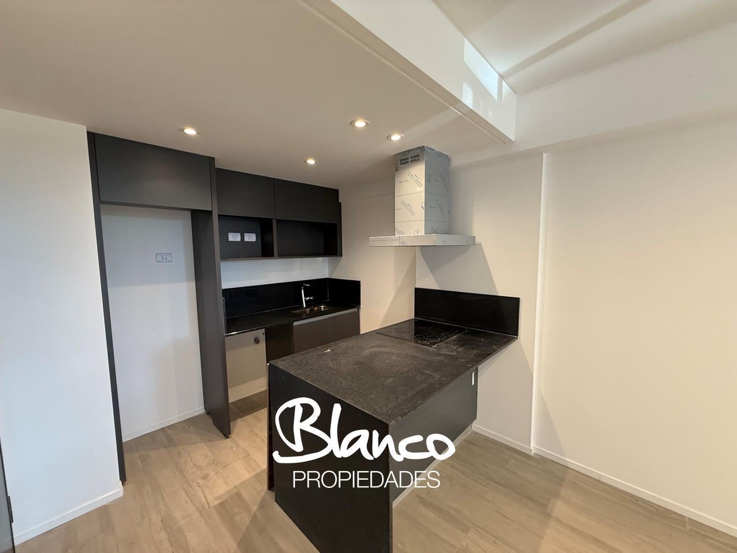 Foto de Departamento en Alquiler en Coghlan, Capital Federal, Buenos Aires, imagen 5