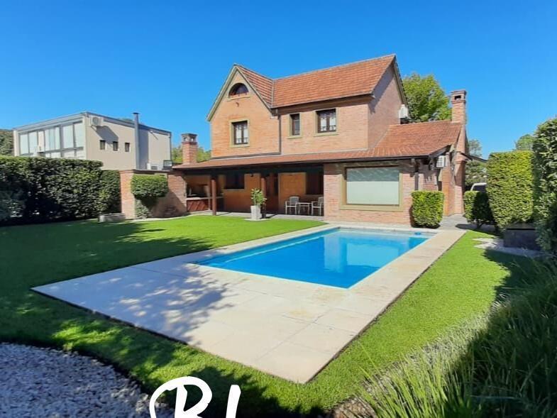 Foto de Casa en Venta en La Delfina, Pilar, G.B.A. Zona Norte, imagen 1