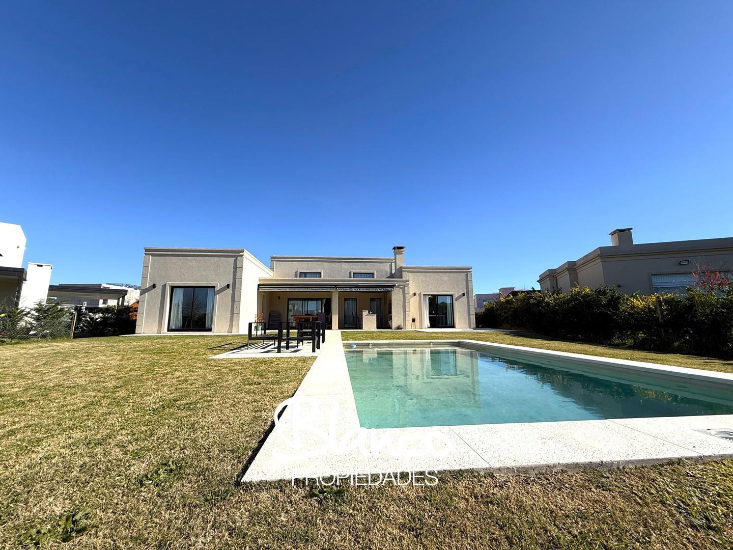 Foto de Casa en Venta en Haras Santa Maria, Escobar, G.B.A. Zona Norte, imagen 2