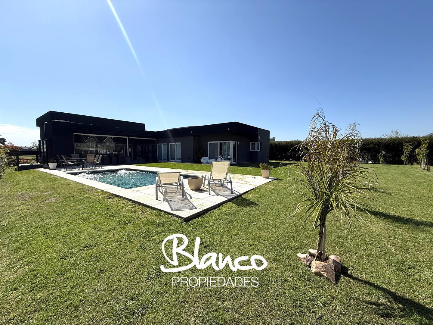 Foto de Casa en Alquiler en Haras Santa Maria, Escobar, G.B.A. Zona Norte, imagen 2