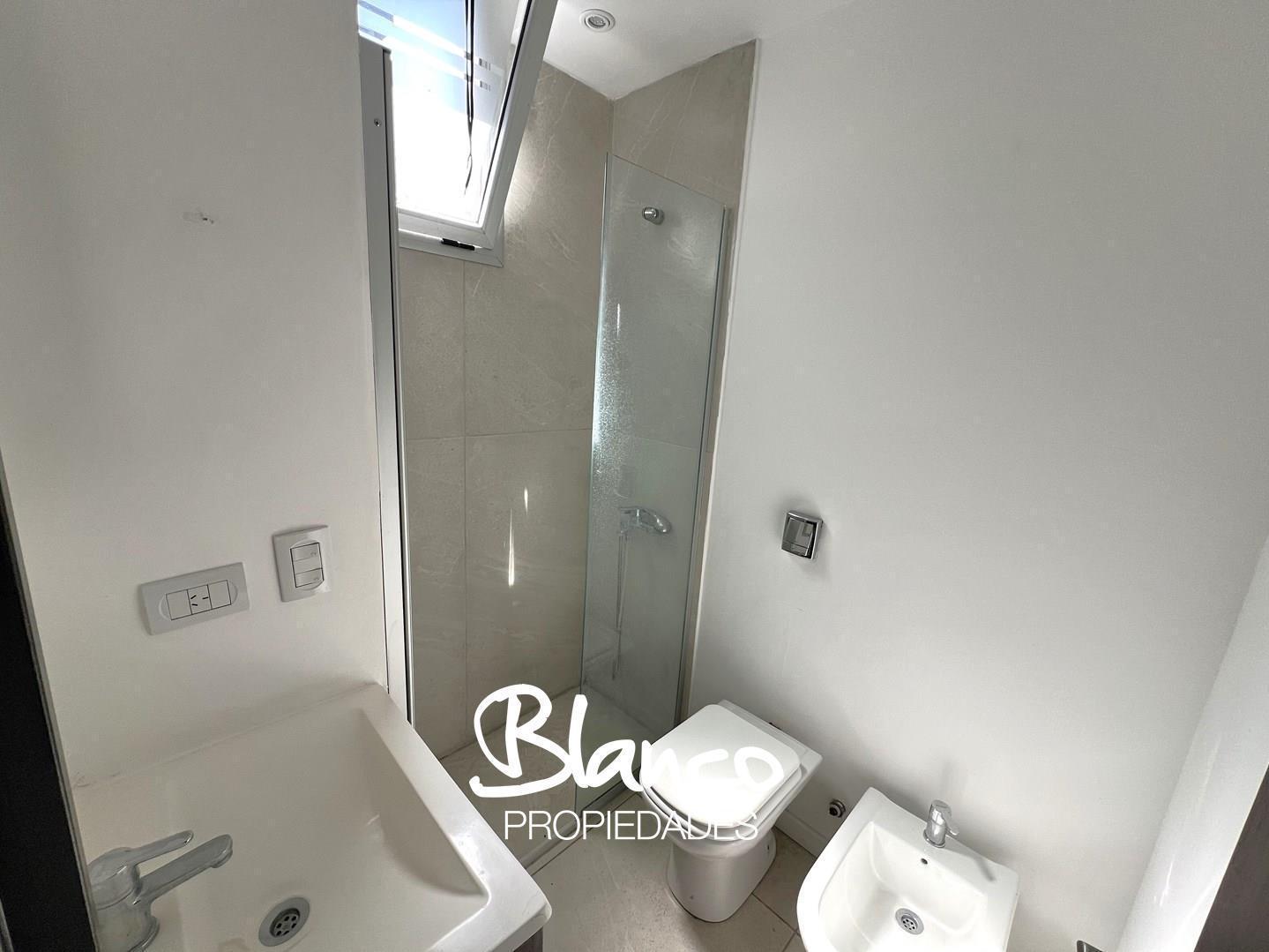 Foto de Departamento Monoambiente en Alquiler en Montecarlo, Del Viso, Pilar, imagen 5