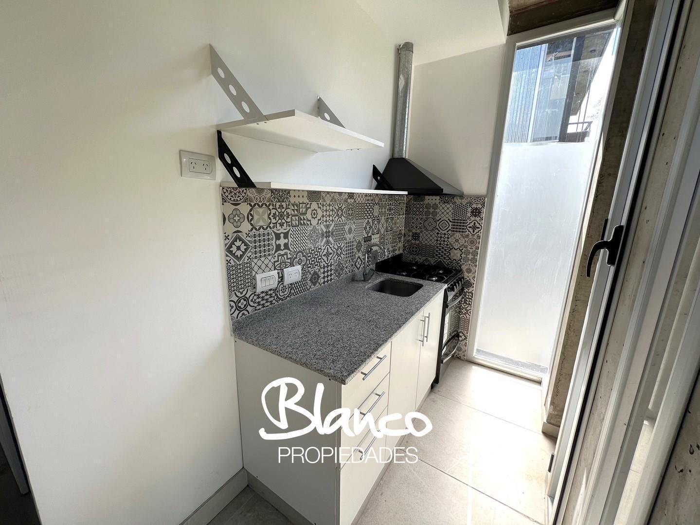 Foto de Departamento Monoambiente en Alquiler en Montecarlo, Del Viso, Pilar, imagen 3
